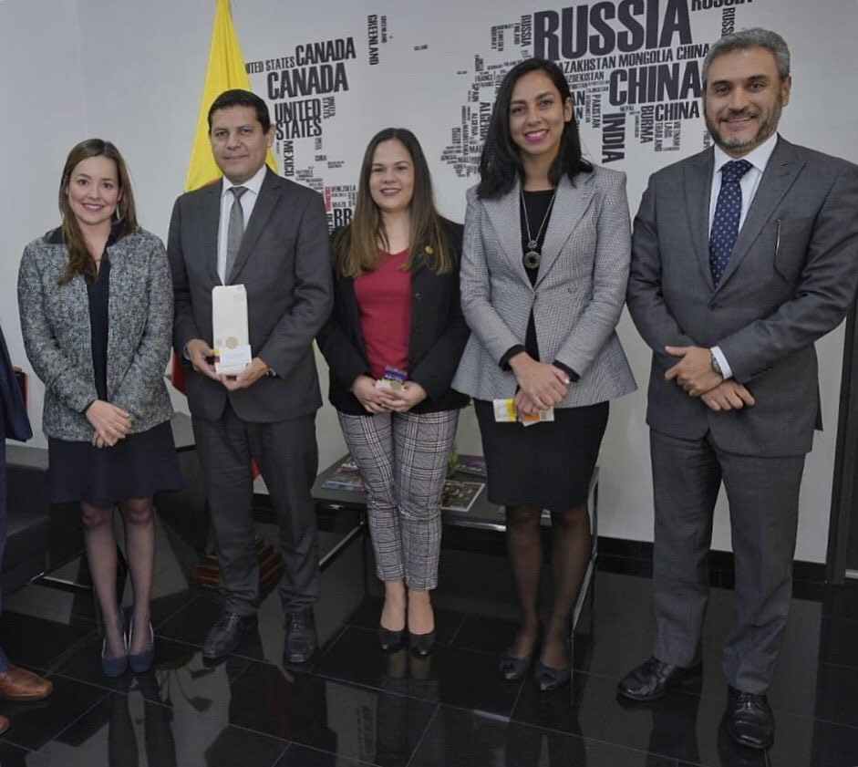 Instalan comisión para profundizar la integración económica y comercial entre Mercosur y Colombia