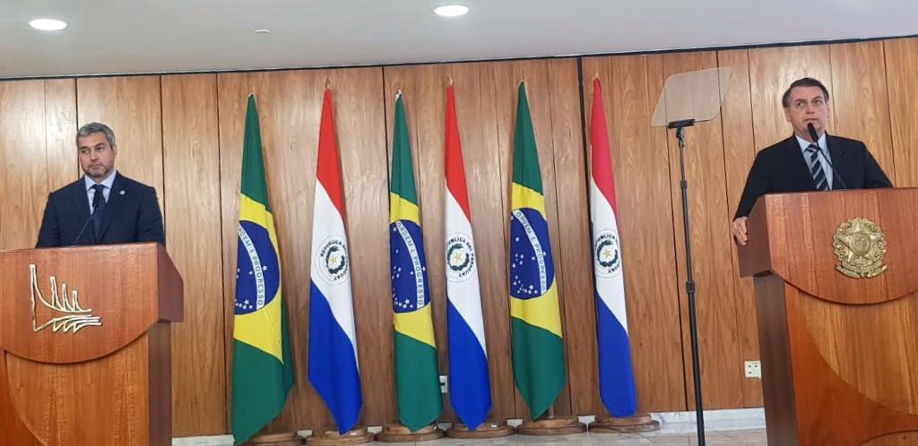Abdo Benítez y Bolsonaro reafirman voluntad para avanzar en la concreción de proyectos de interés común para Paraguay y Brasil