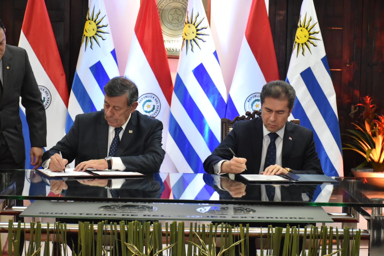 Cancilleres del Paraguay y Uruguay concuerdan en ampliar el intercambio comercial, cadenas productivas e inversiones