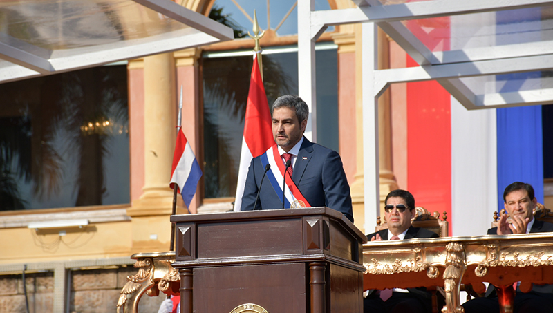 Don Mario Abdo Benítez fue investido como nuevo Presidente Constitucional de la República del Paraguay