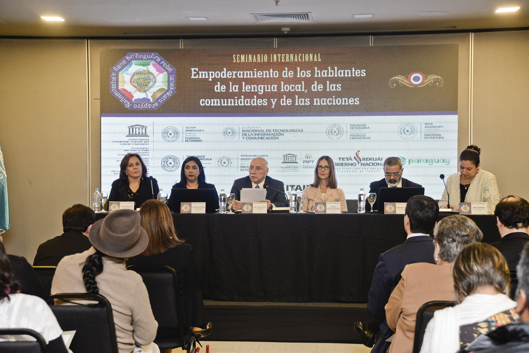 En el Seminario Internacional Loizaga afirmó que el Paraguay mantiene su firmeza en el proceso de valoración de su riqueza lingüística
