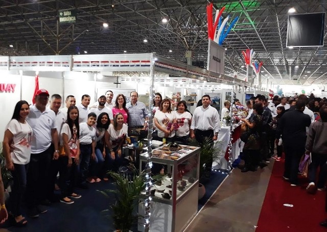 Paraguay presente en la Feria Internacional de las Embajadas