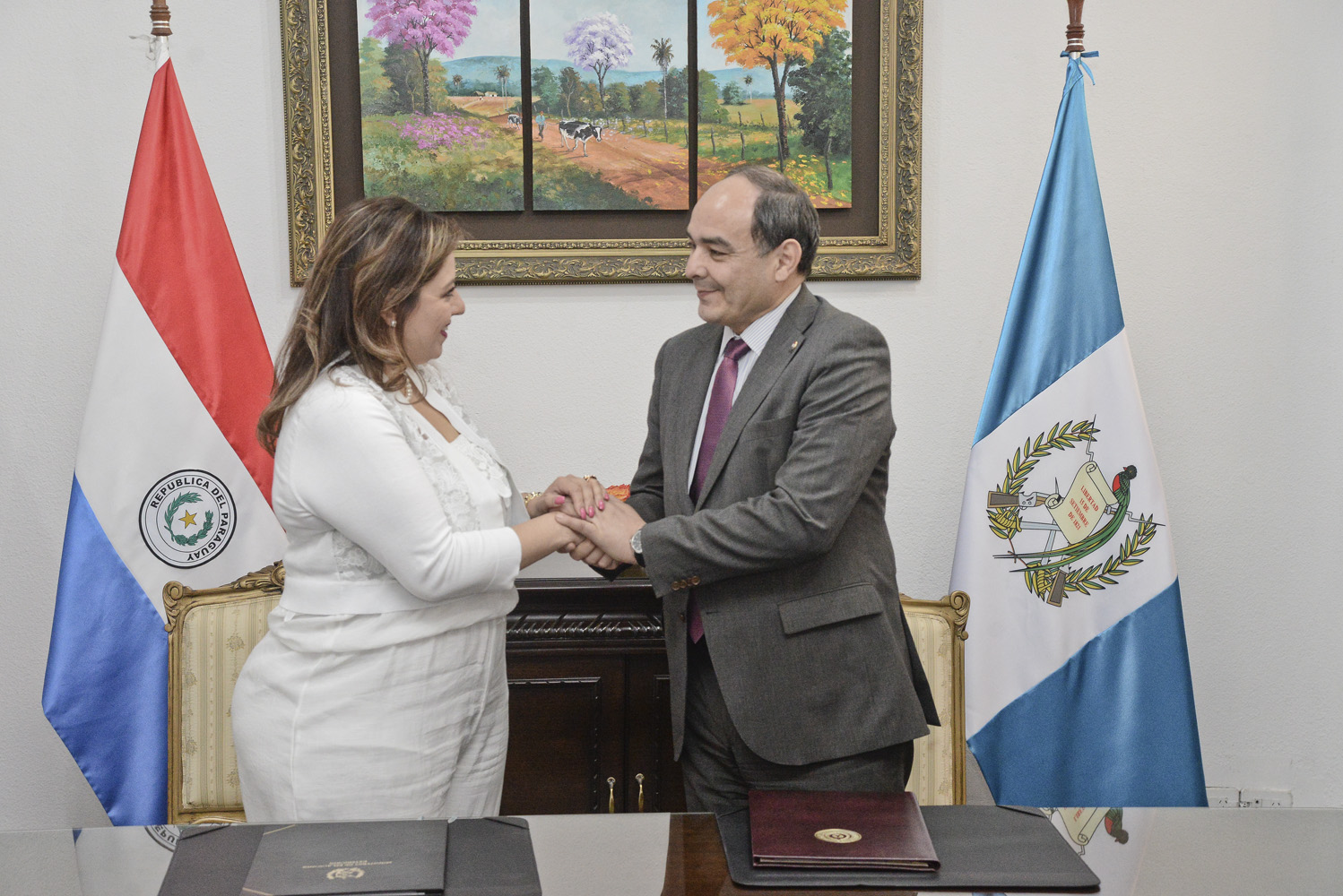 Paraguay y Guatemala suscriben acuerdo para desarrollar actividades de cooperación en materia diplomática