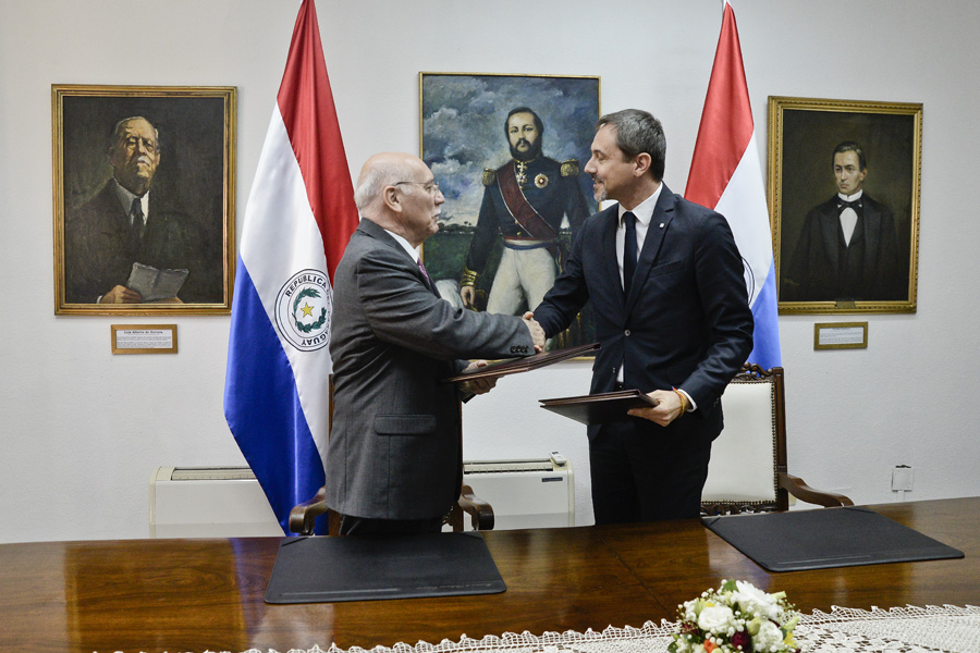 Firman Acuerdo para establecer una misión permanente del Comité Internacional de la Cruz Roja en Paraguay