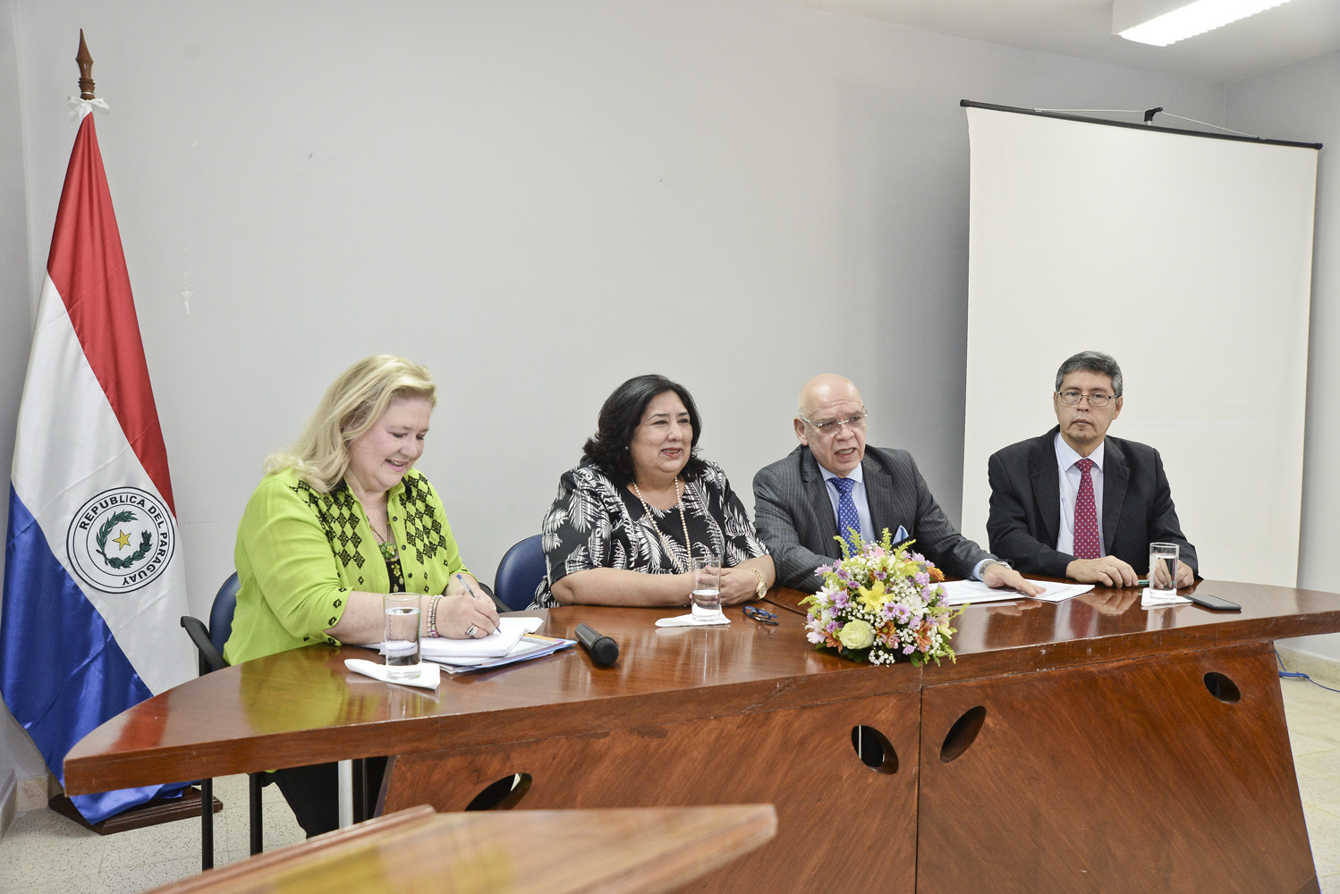 Área consular de la Cancillería lidera comisión de prevención y combate de la trata de personas