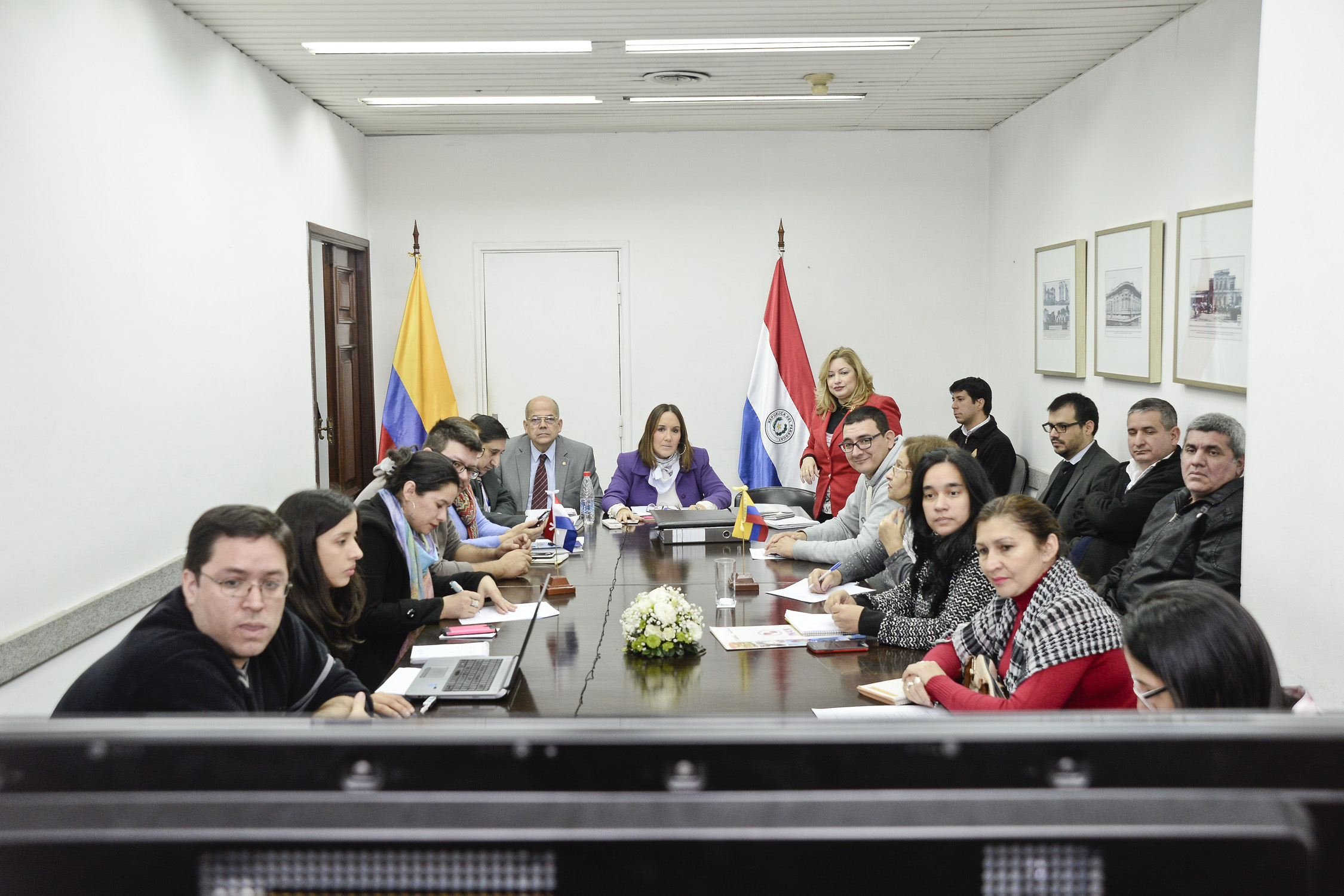 Reunión de la Comisión Mixta de Cooperación Técnica Paraguay – Colombia se lleva a cabo en la Cancillería
