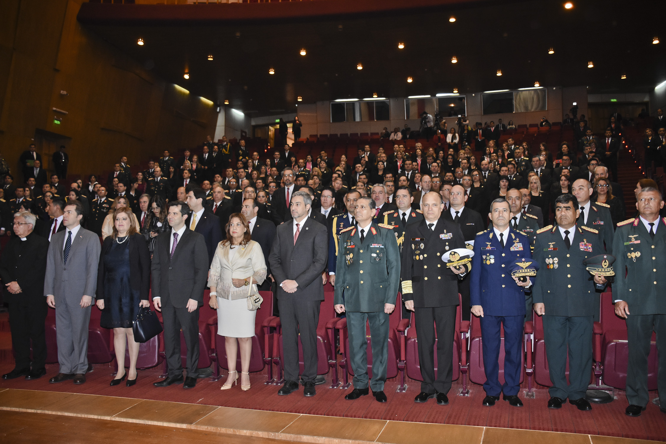 Ministro Castiglioni acompañó al Jefe de Estado en acto de conmemoración del 50 aniversario del Instituto de Altos Estudios Estratégicos