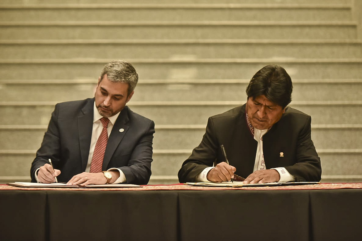 Presidentes Abdo Benítez y Evo Morales suscribieron la “Declaración de la  Paz”
