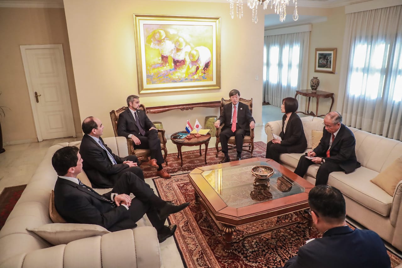 Máximo representante de agencia de cooperación internacional del Japón fue recibido por el presidente Abdo Benítez