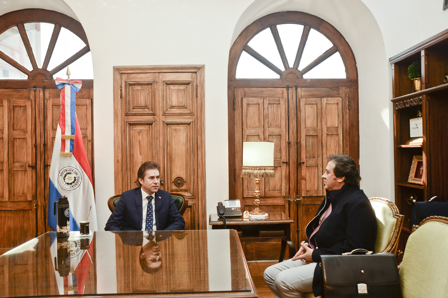 Ministro Castiglioni y el Embajador Rogelio Benítez ajustan la agenda para la visita del Canciller Nin Novoa