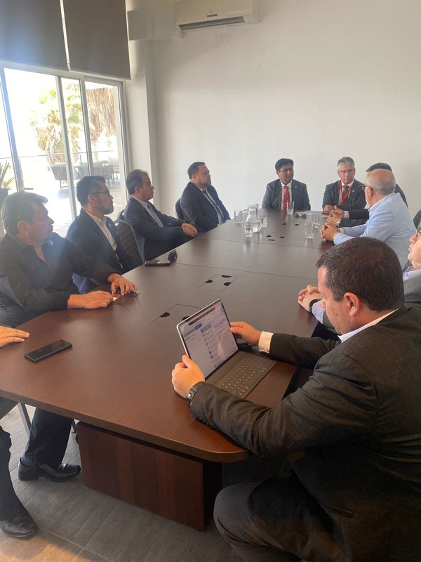 Delegación del Paraguay se reúne con el Gobernador de Antofagasta, República de Chile