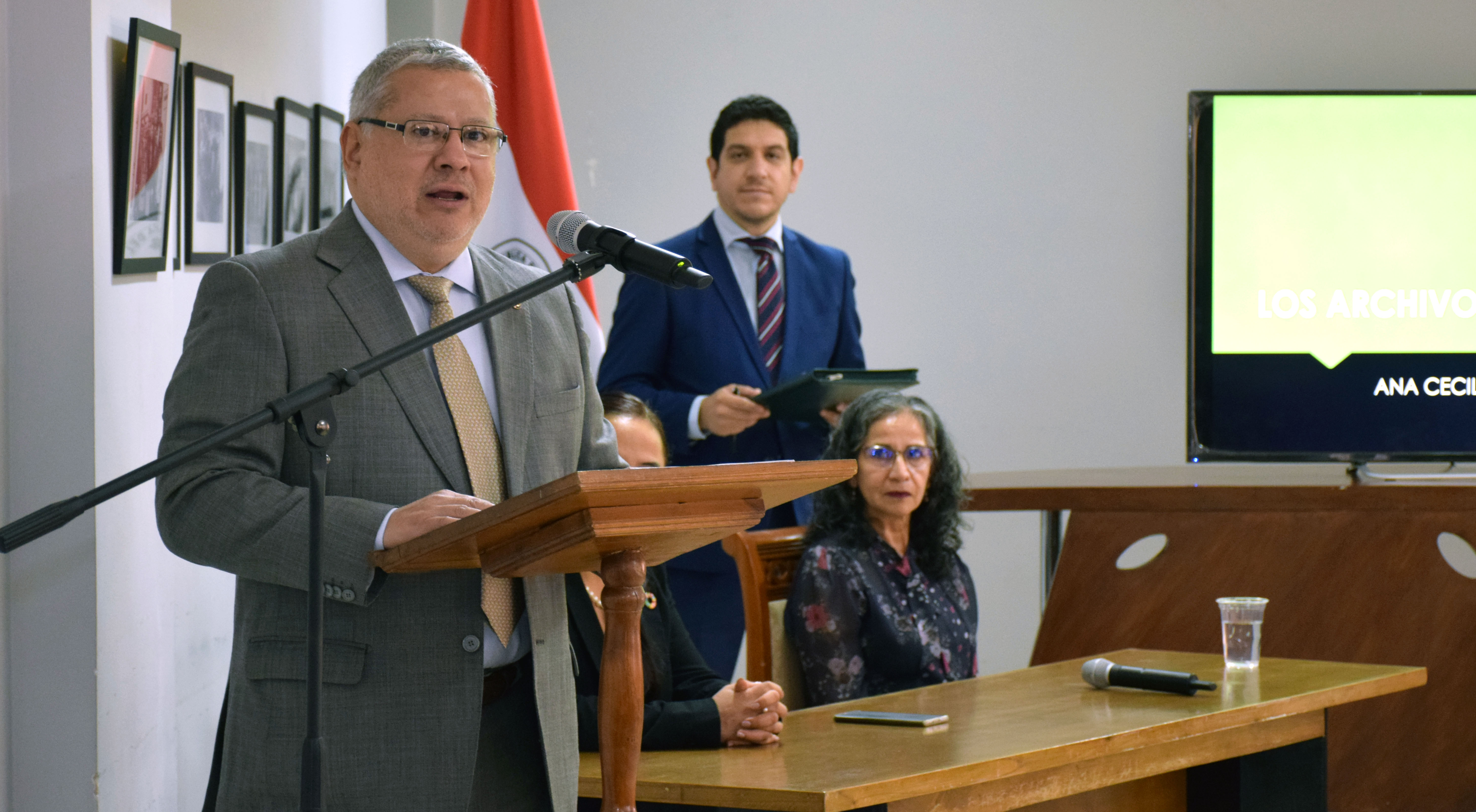 Presidente de la CNDL da palabra de bienvenida.jpg