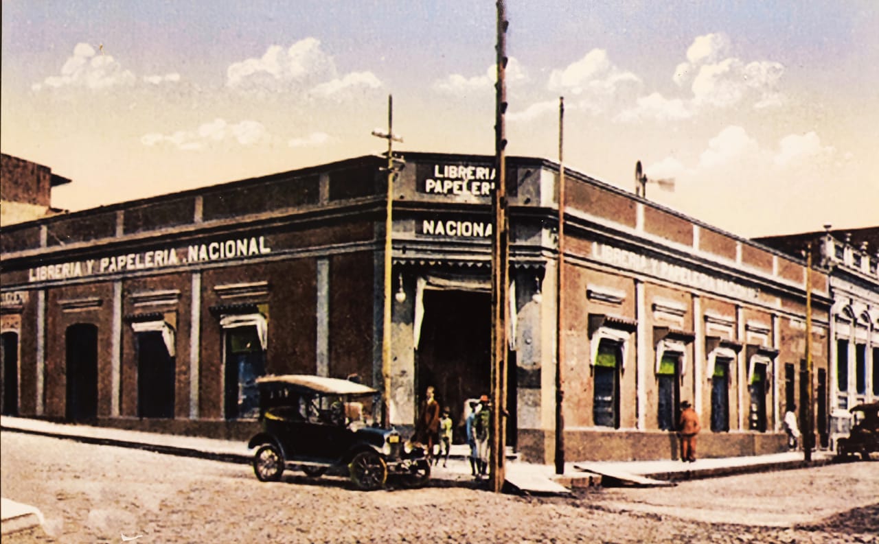 Librería y Papelería El Nacional